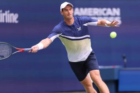 爱游戏-穆雷回归赛场，出色防守首场状态亮眼，IG观众沸腾！的简单介绍