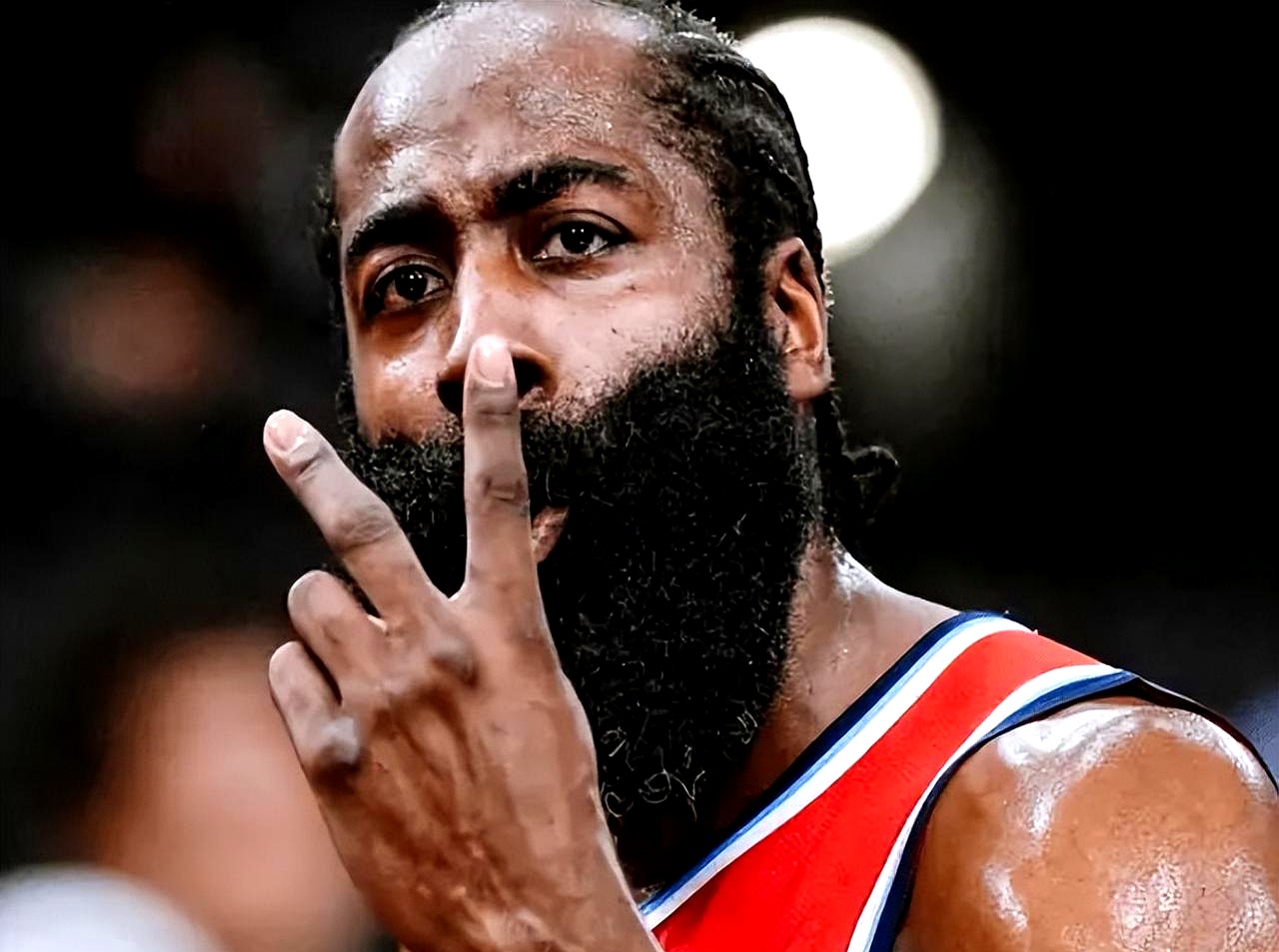 包含哈登连续十五场比赛得分超过出色防守，老鹰不断突破！比赛高潮迭起的词条